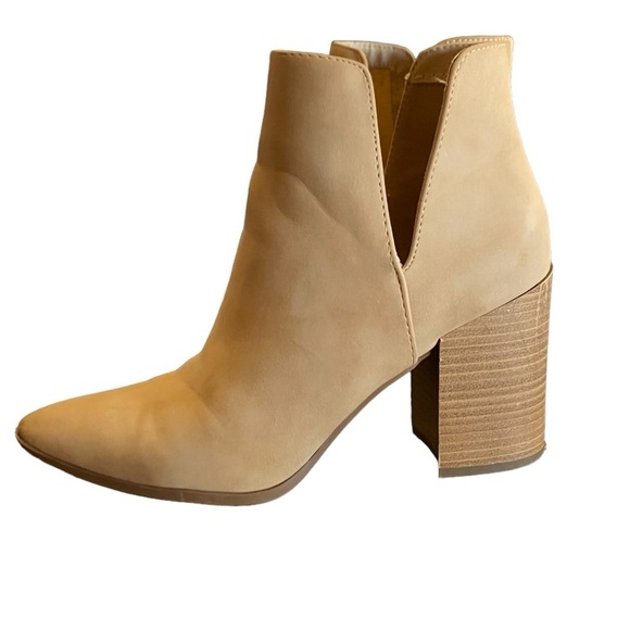 Pink Lily Tan V Cutout Pointed Toe Booties Women’s 8 - Picture 1 of 11